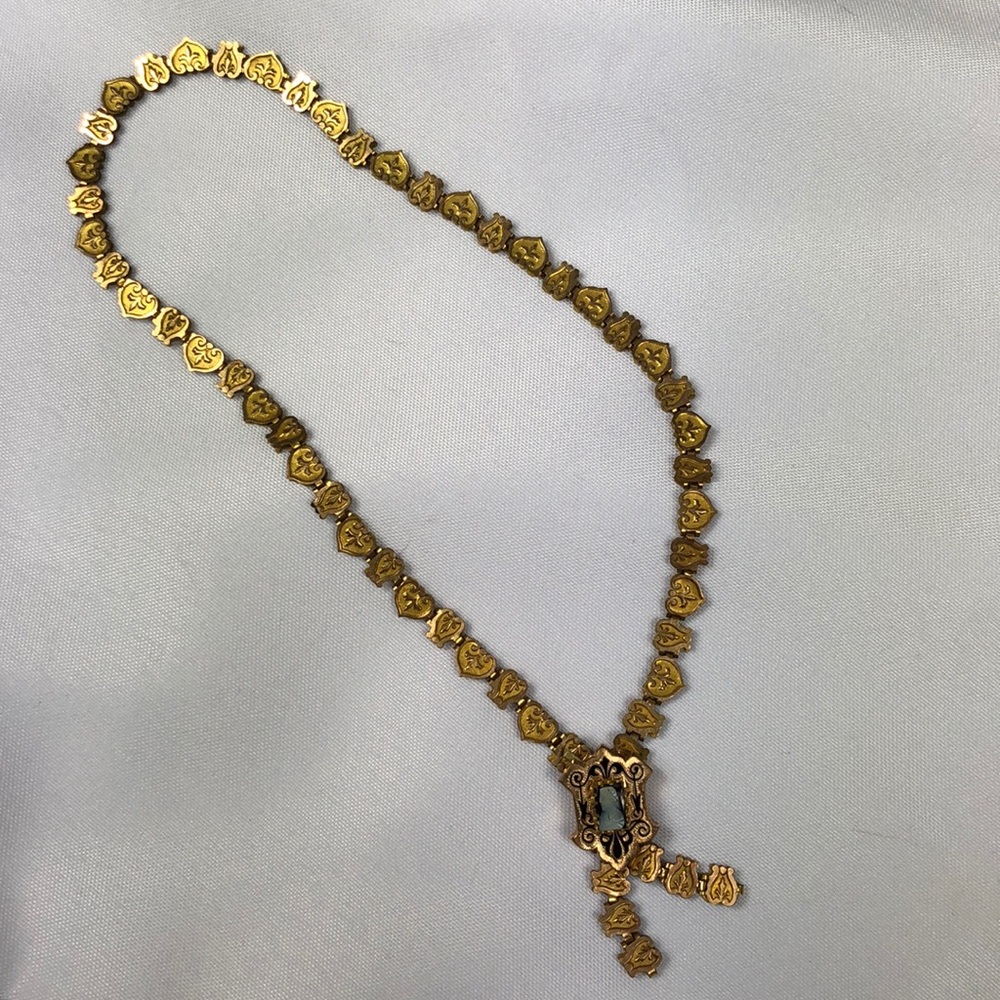 Unique Lariat Style Necklace